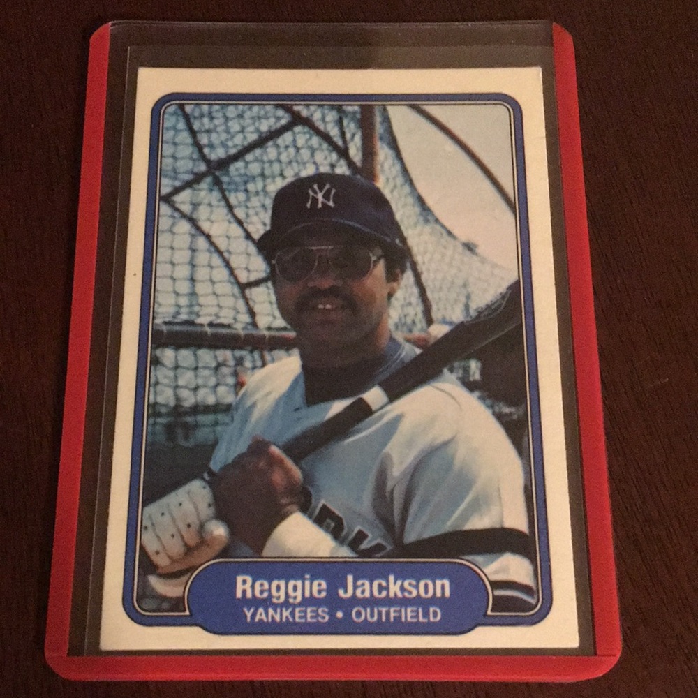Reggie Jackson baseball card